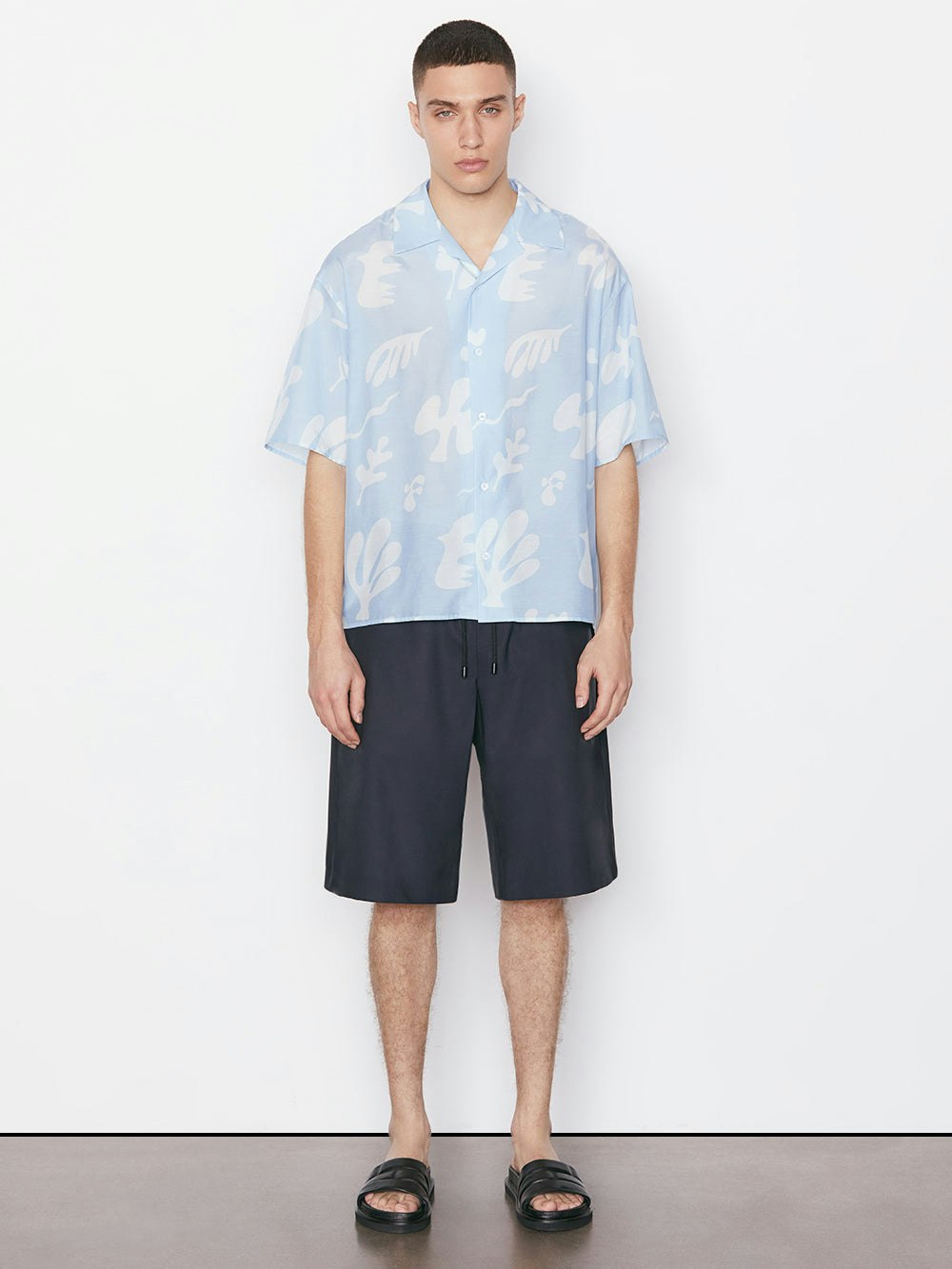 shirt full body view alt:hover